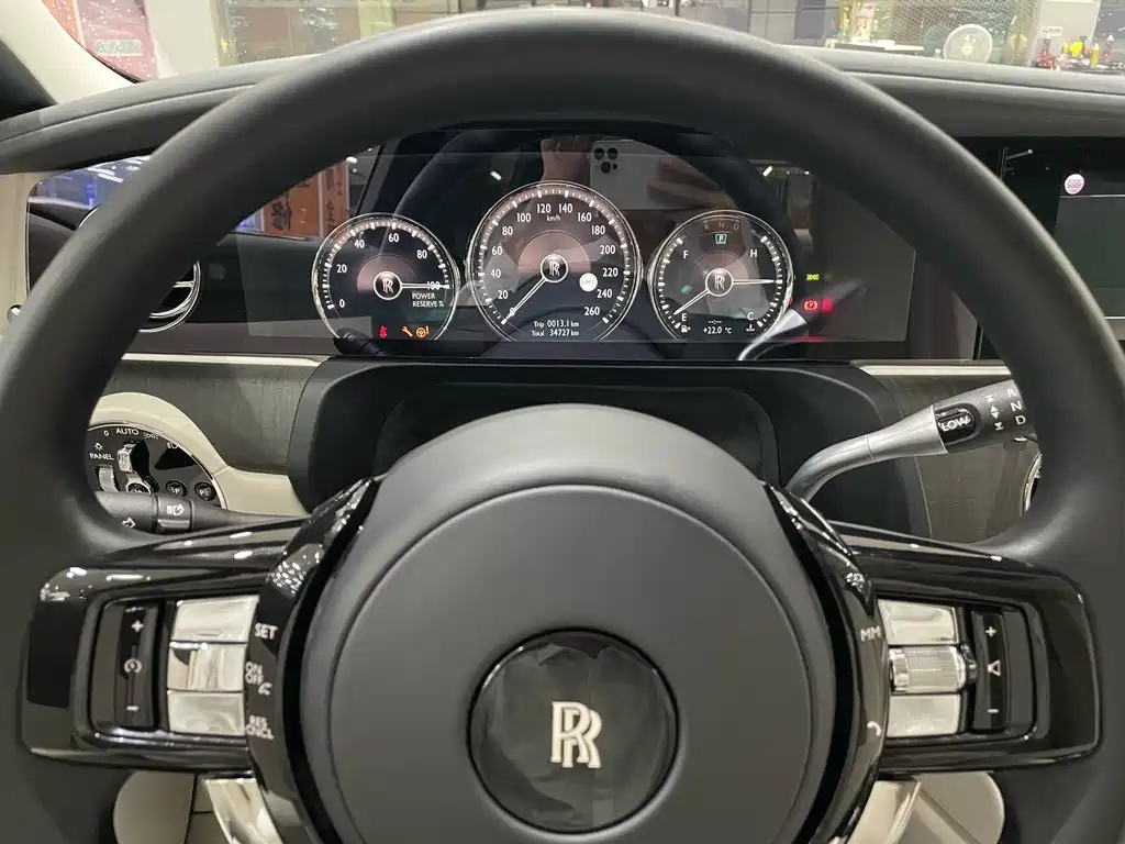 Rolls-Royce Ghost — миниатюра 19