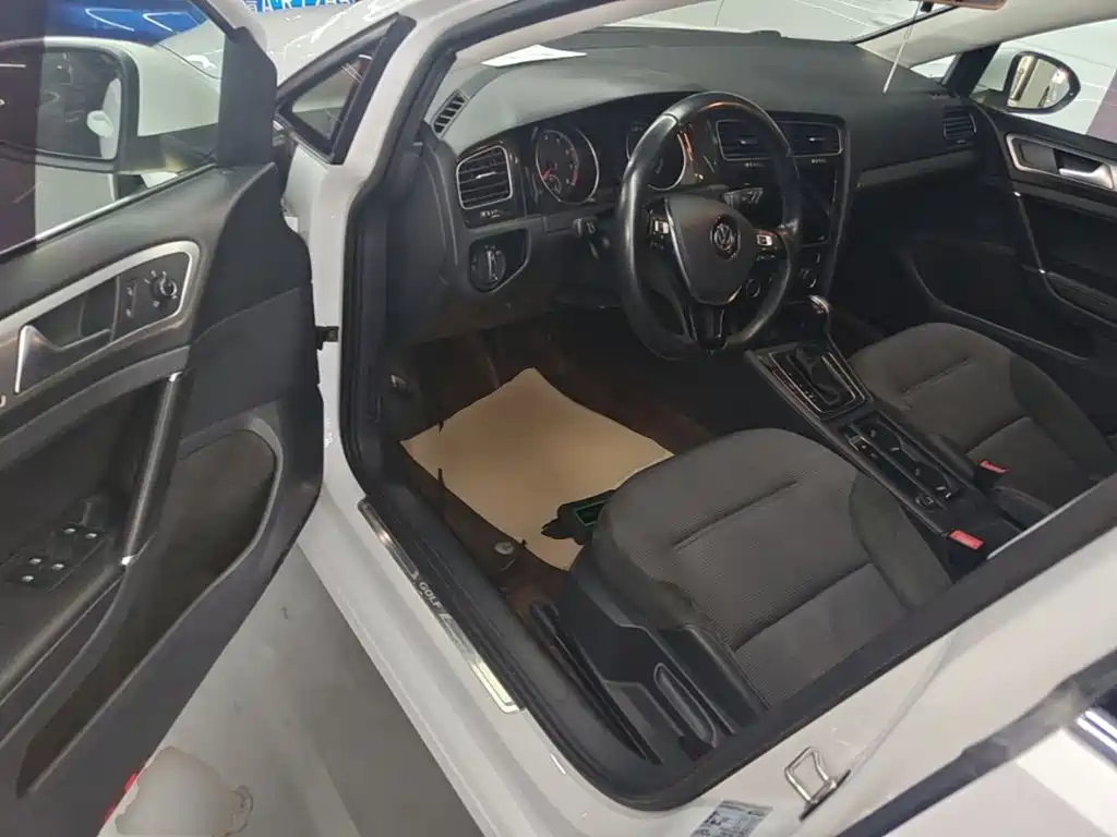 Volkswagen Golf — миниатюра 16