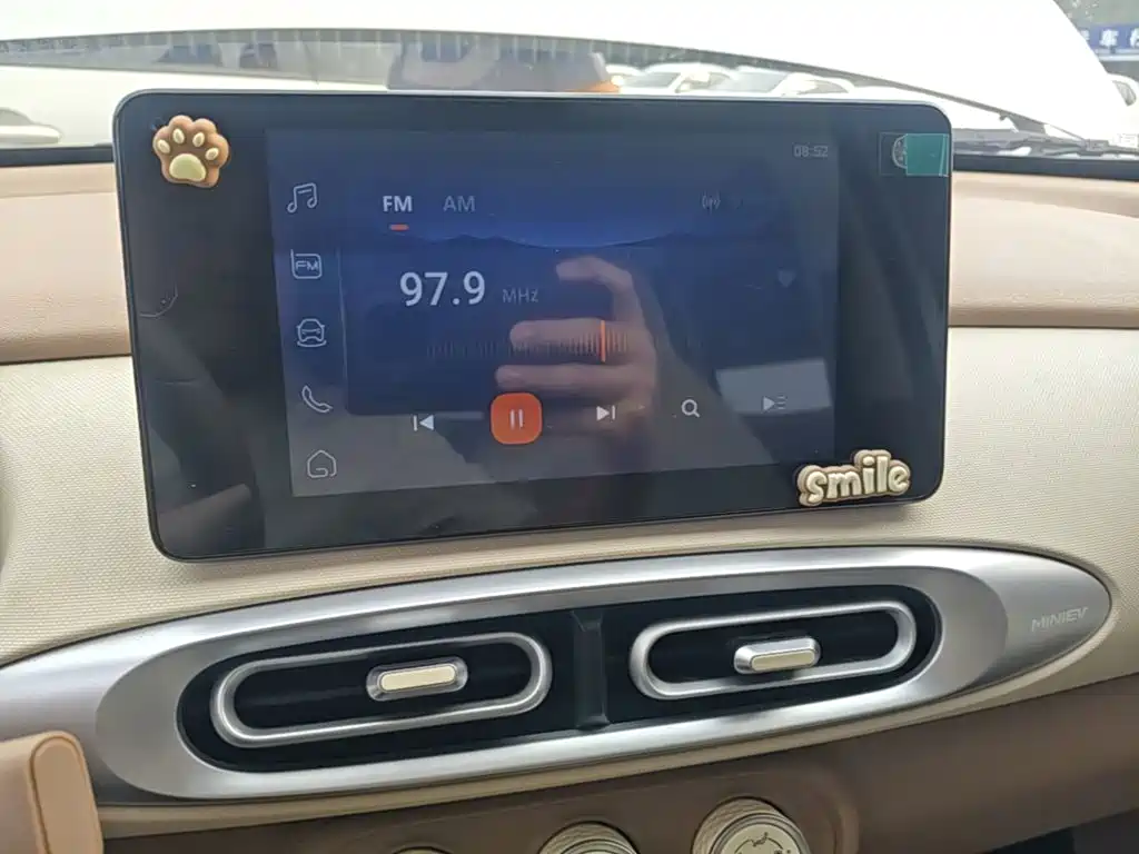 Wuling MINIEV — миниатюра 13