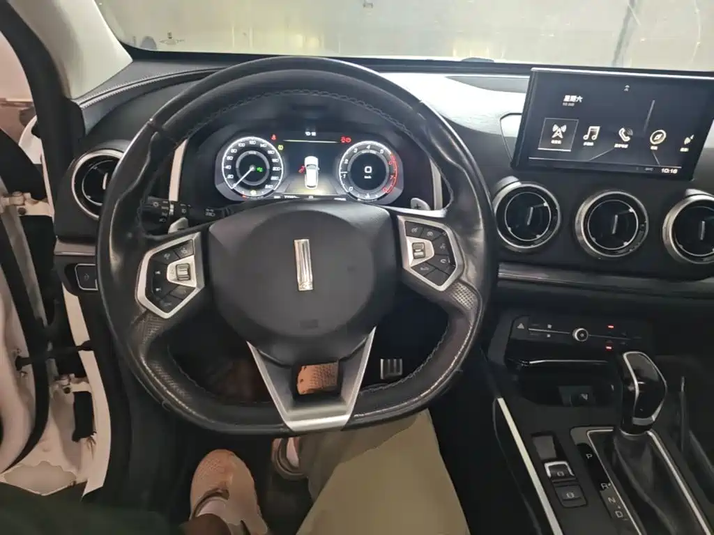 Wey Wey VV5 — миниатюра 11