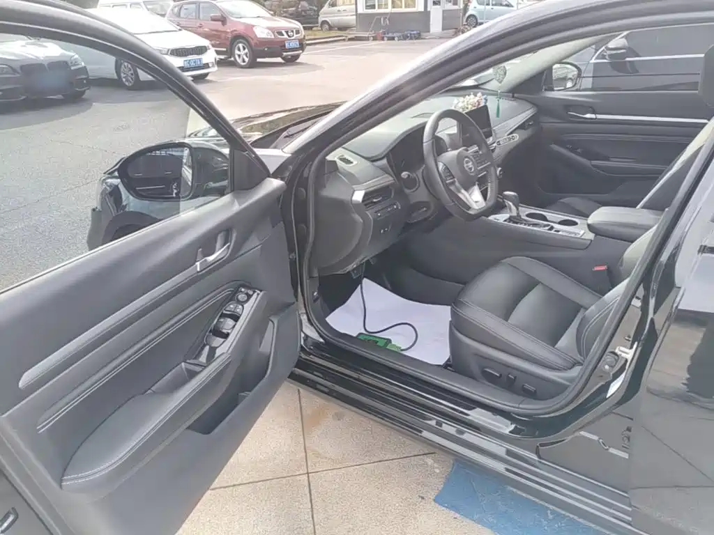 Nissan Teana — миниатюра 16