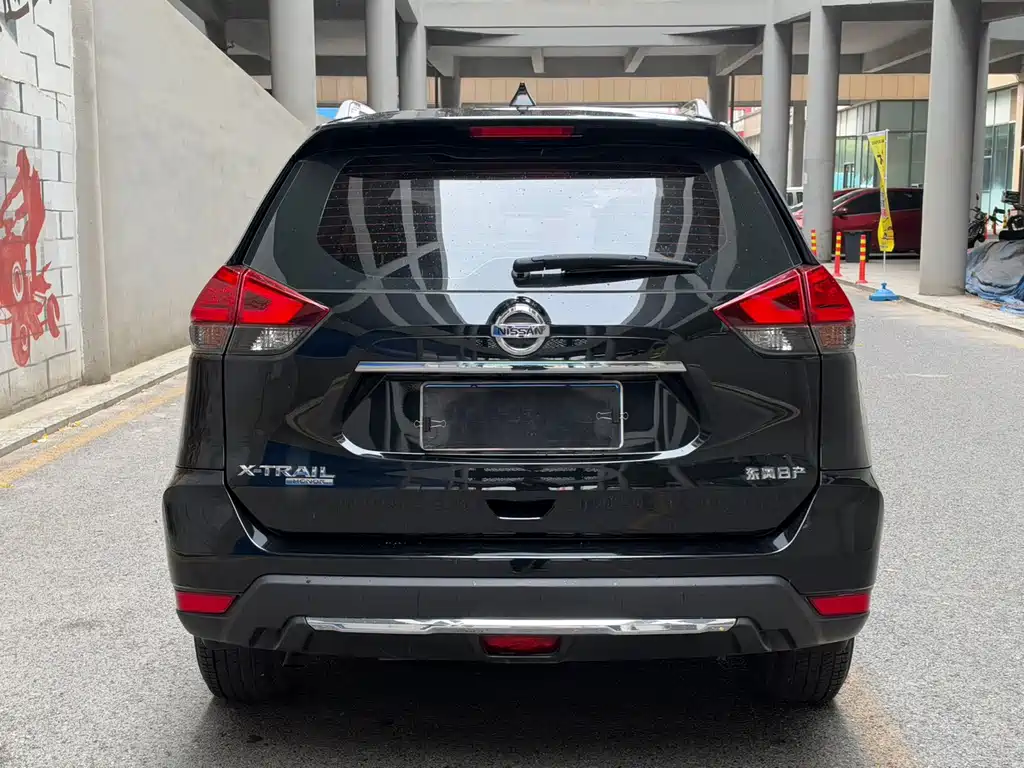 Nissan X-Trail — миниатюра 5