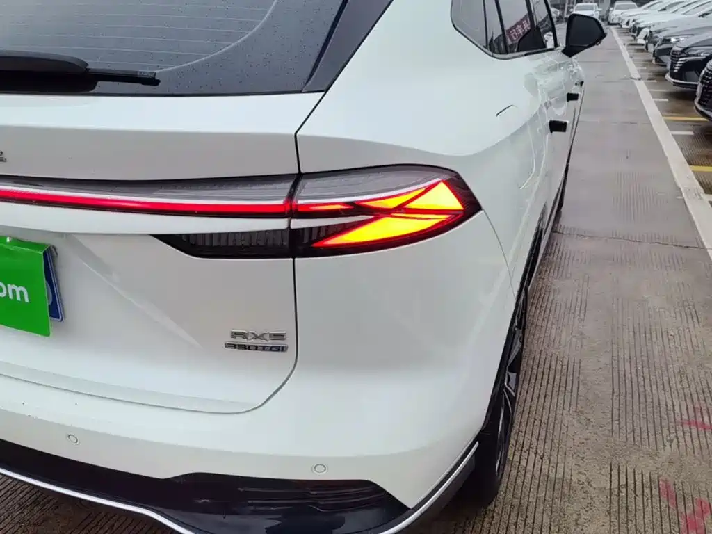Roewe RX5 — миниатюра 8