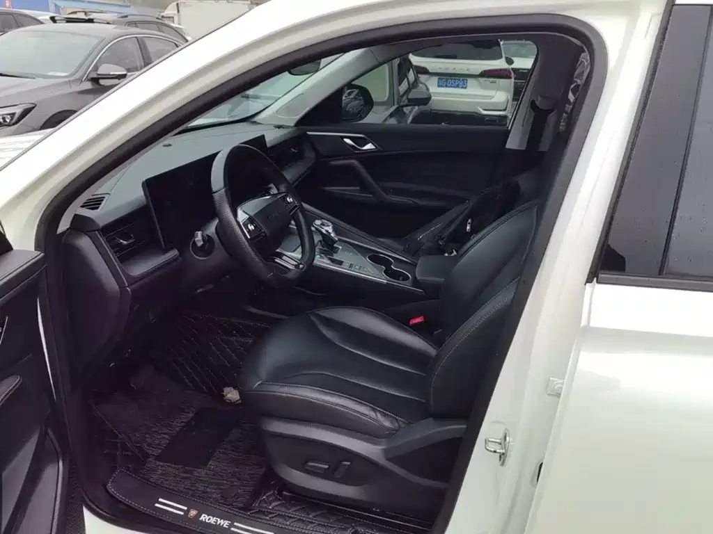Roewe RX5 — миниатюра 15