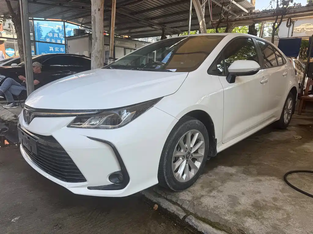 Купить Toyota Corolla