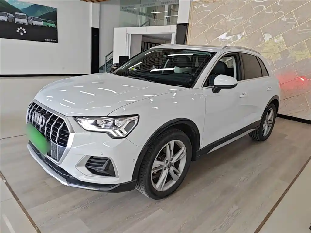 Audi Q3 2021