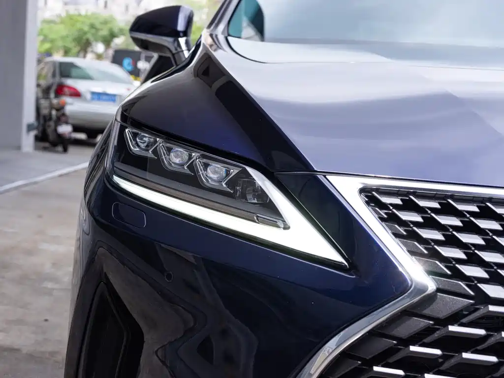Lexus RX — миниатюра 6
