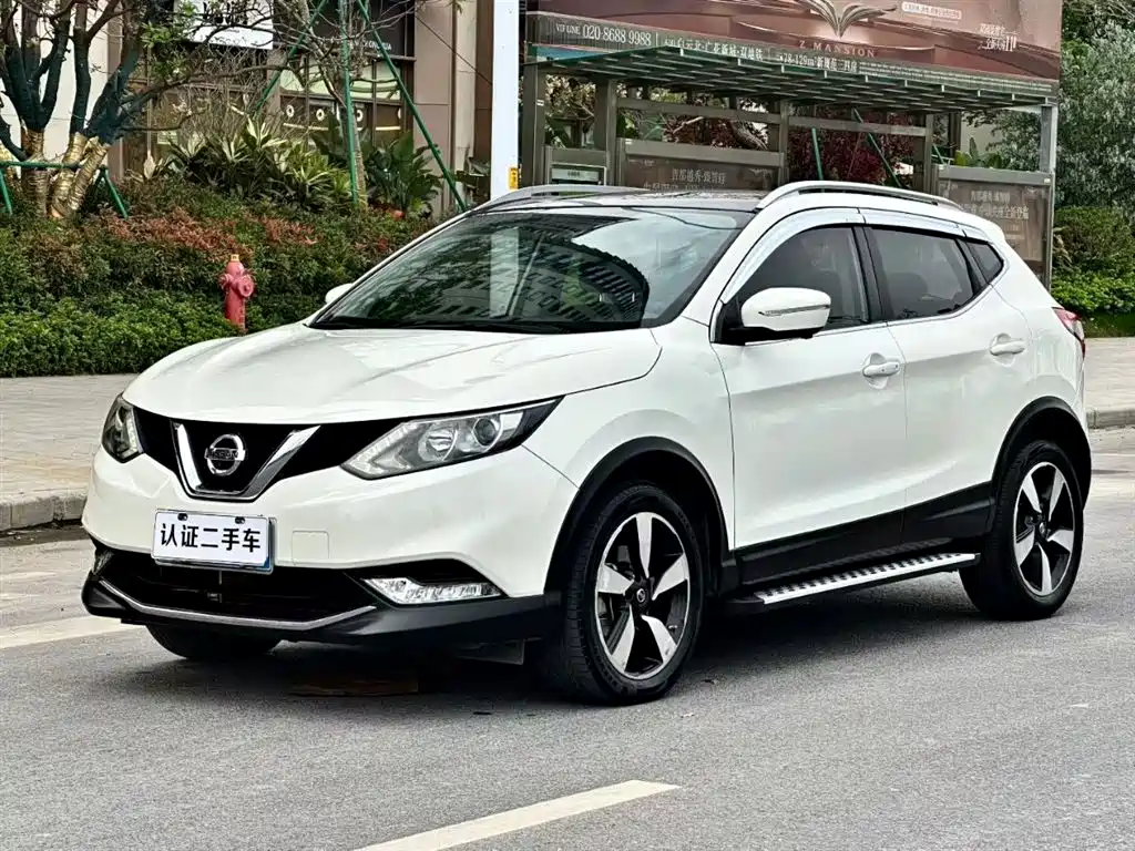 Nissan Qashqai 2016 2.0L CVT Luxury Edition
