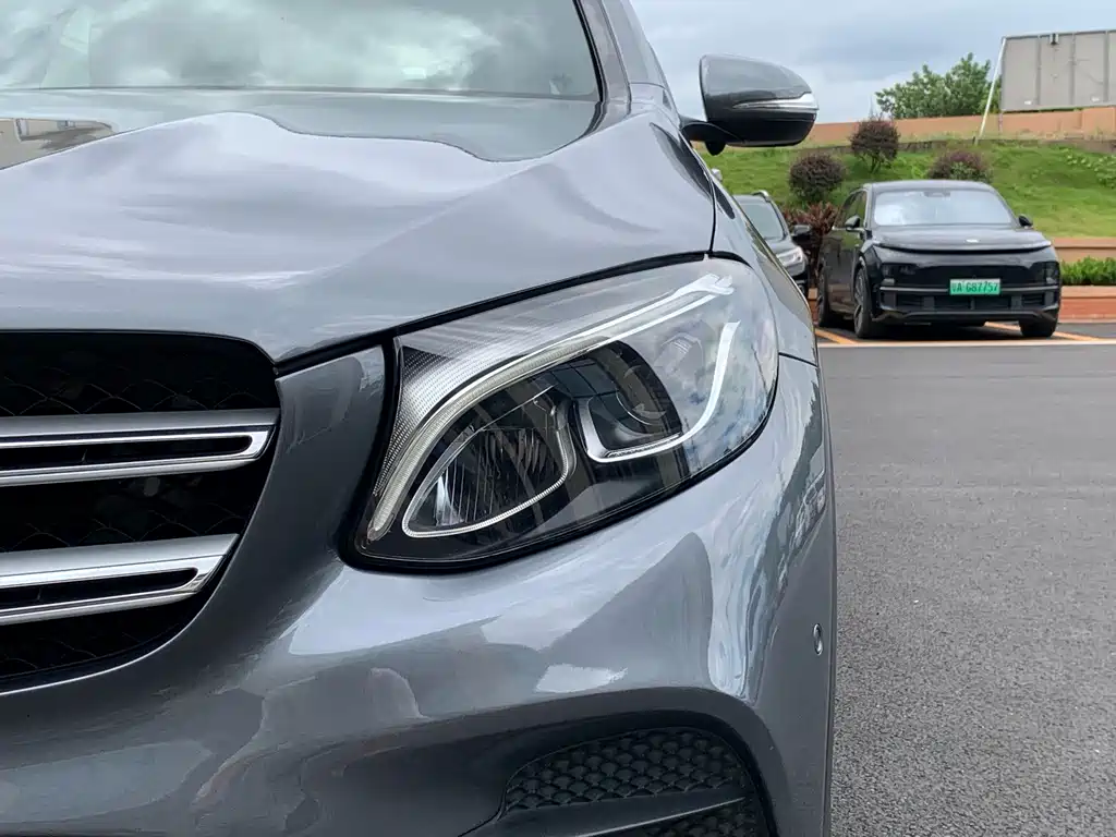 Mercedes-Benz GLC — миниатюра 12