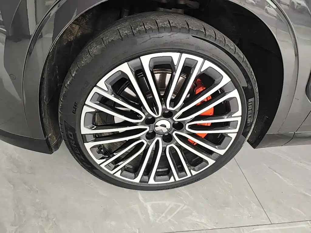 NIO ES8 — миниатюра 23