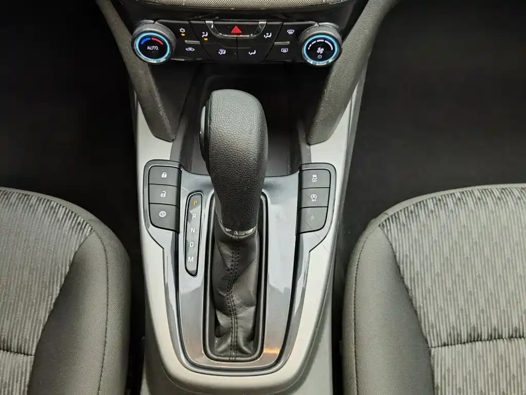 Chevrolet Malibu — миниатюра 13