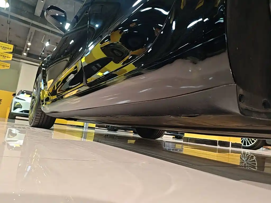Tesla Model 3 — миниатюра 22