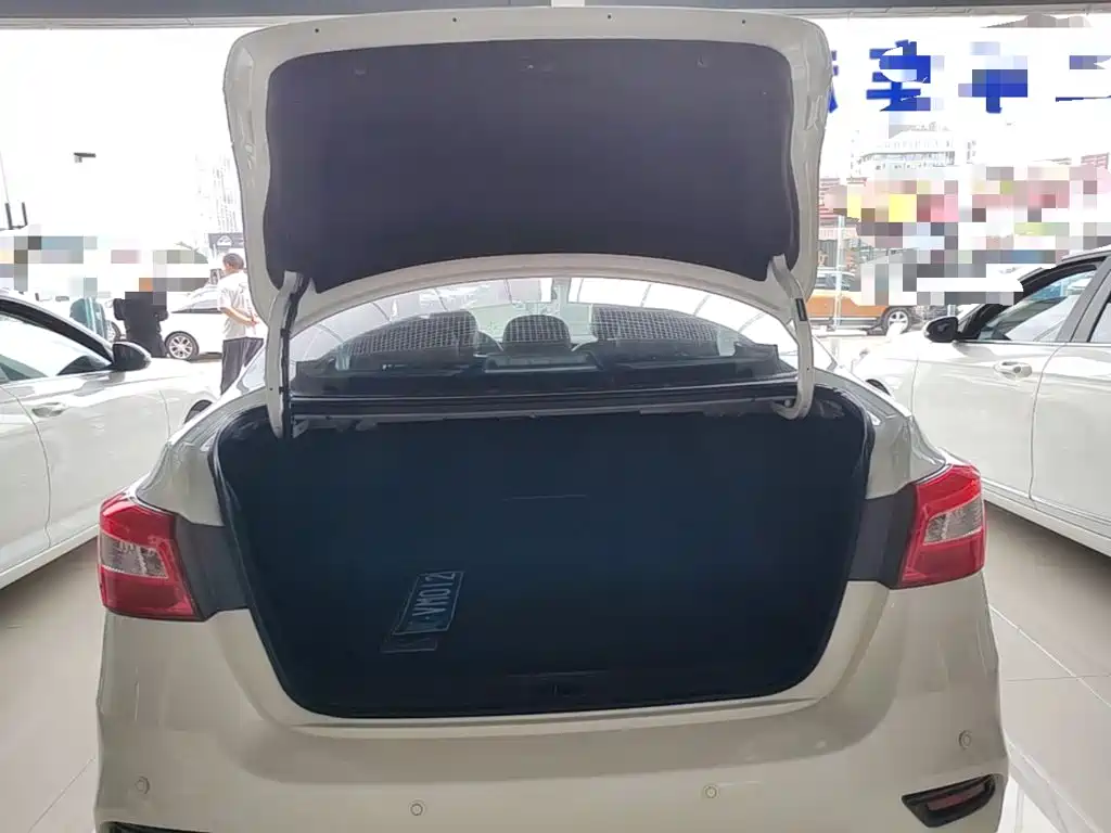 Nissan Sylphy — миниатюра 19
