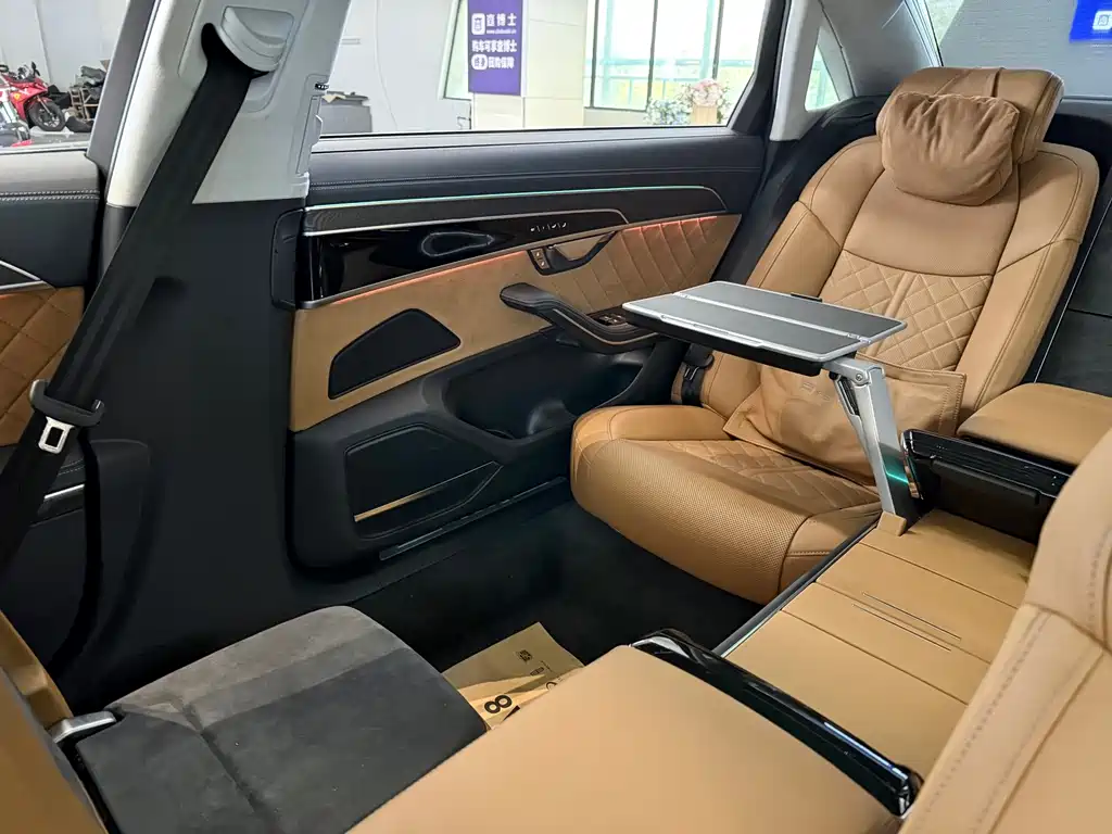 Audi A8 — миниатюра 13