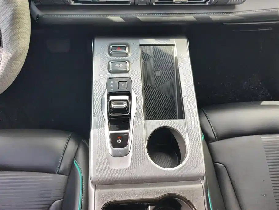 GAC Motor Shadow Cool — миниатюра 16