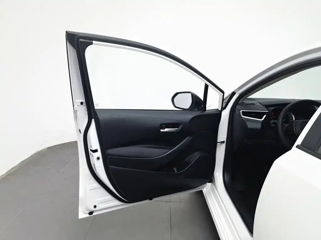 Toyota Corolla — миниатюра 8