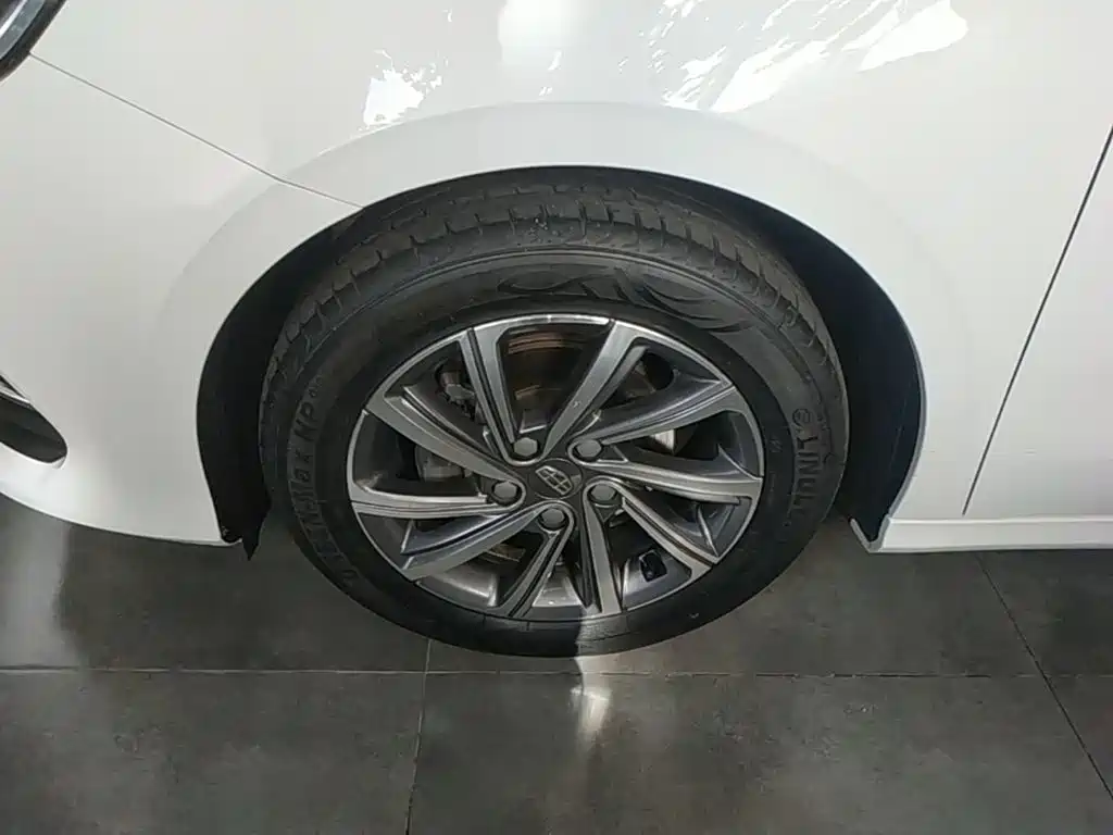 Geely Binrui — миниатюра 23