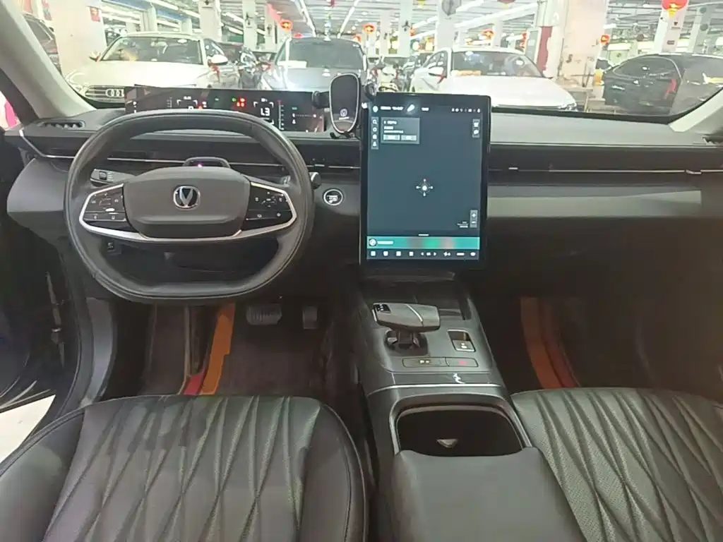 Changan Yida — миниатюра 10