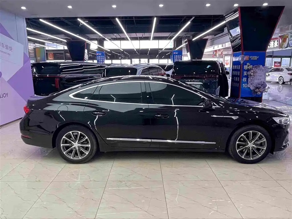 Buick LaCrosse — миниатюра 18