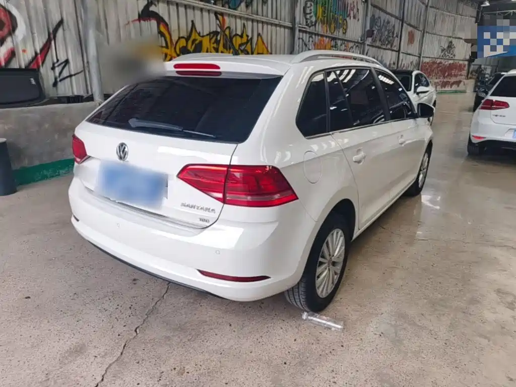 Volkswagen Santana — миниатюра 7