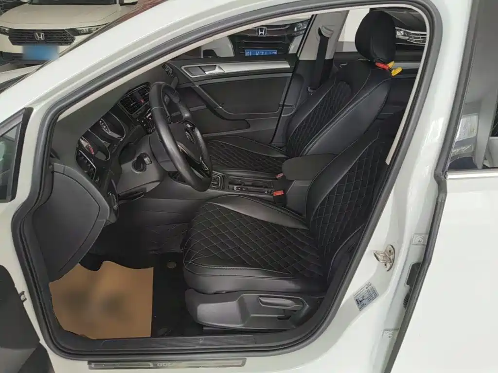 Volkswagen Golf — миниатюра 15