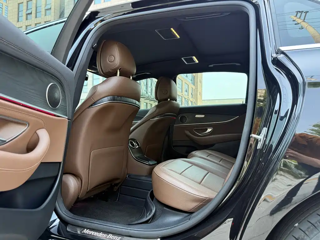 Mercedes-Benz E-Class E 2022 E 260 L Sport