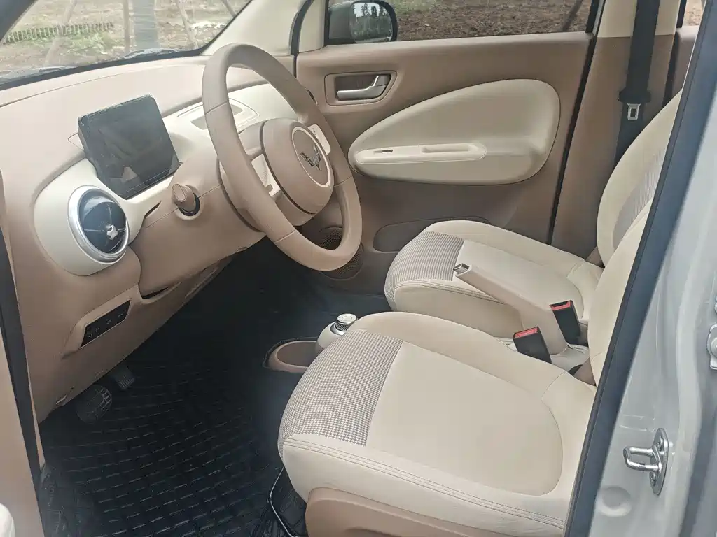 Wuling MINIEV — миниатюра 7