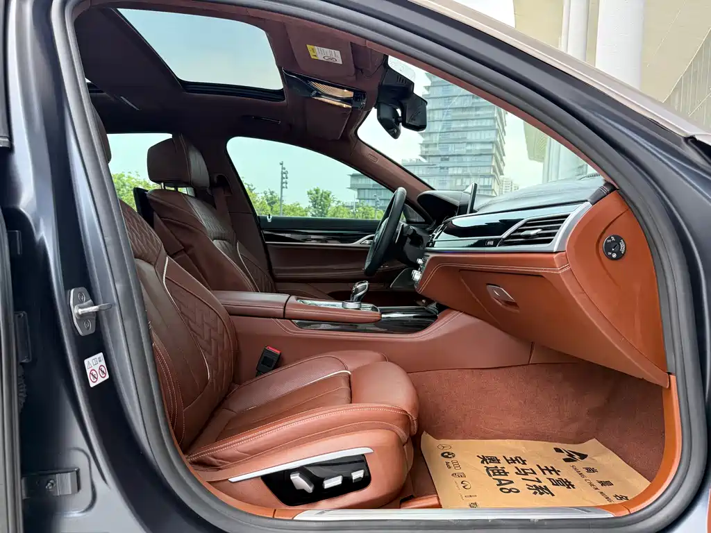 BMW 7 Series 7 2018 740Li xDrive Premium M Sport