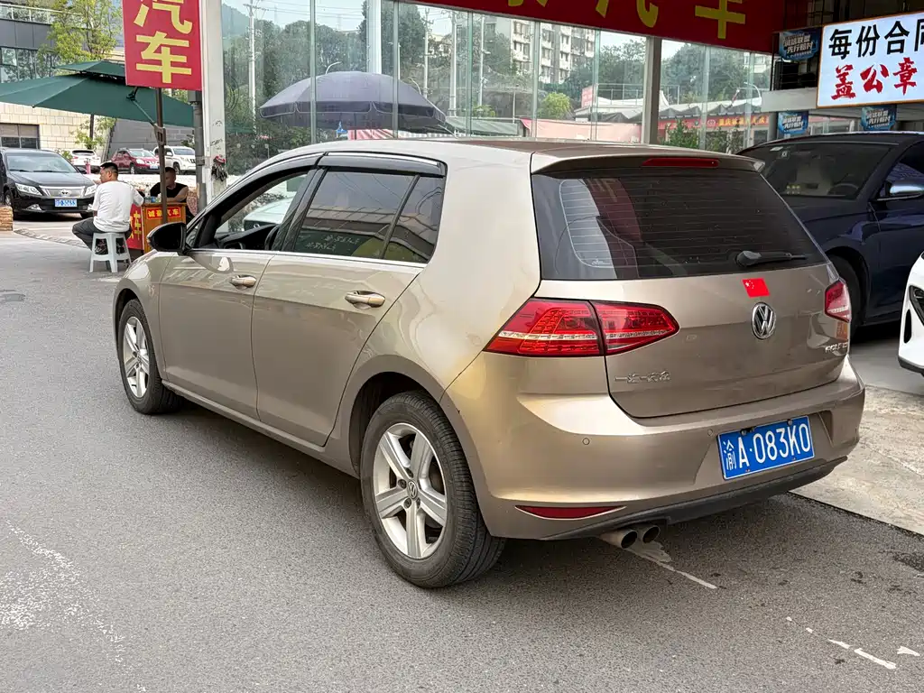 Volkswagen Golf — миниатюра 9