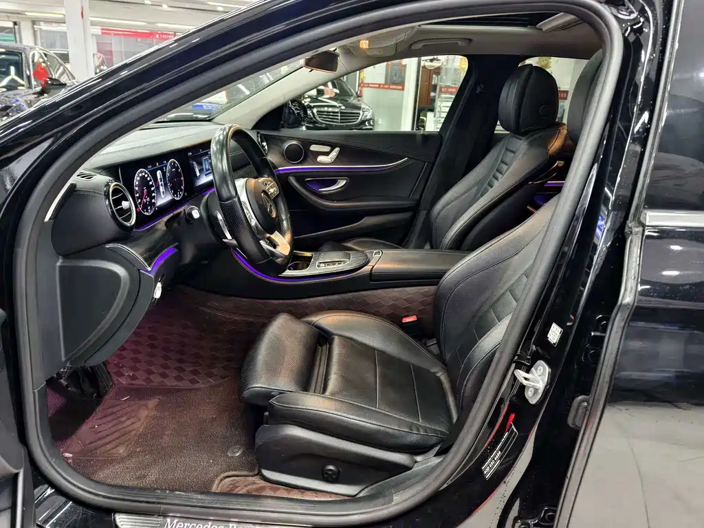 Mercedes-Benz E-Class — миниатюра 4