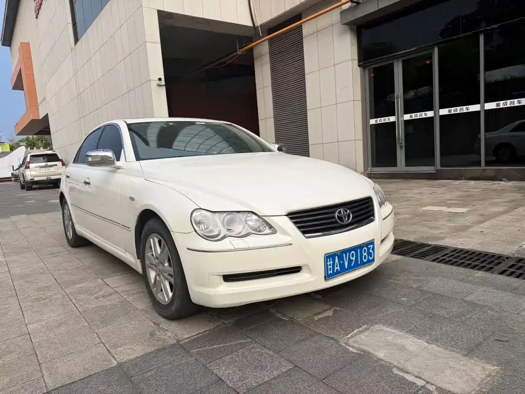Toyota Reiz — миниатюра 3