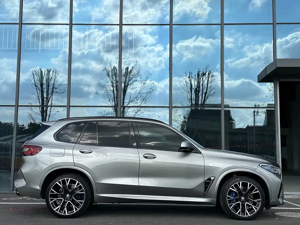 BMW X5 M