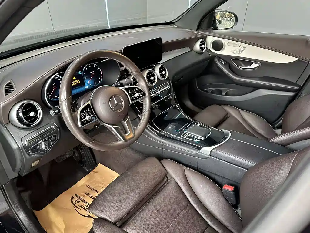 Mercedes-Benz GLC 2021 GLC 260 L 4MATIC