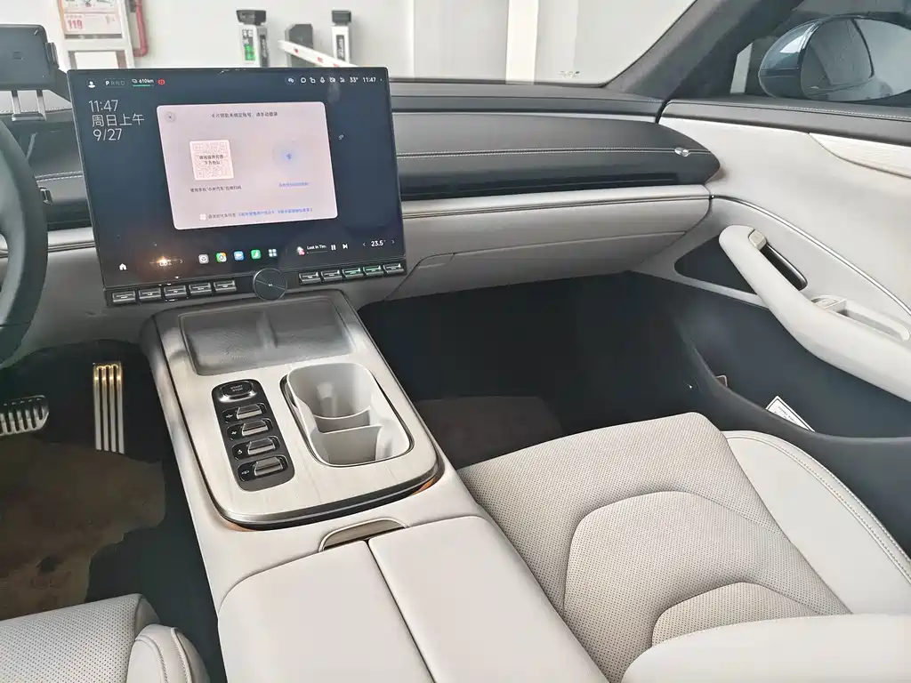 Xiaomi SU7 — миниатюра 13