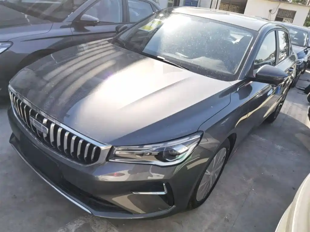 Geely Emgrand 2026 400 1.5L CVT