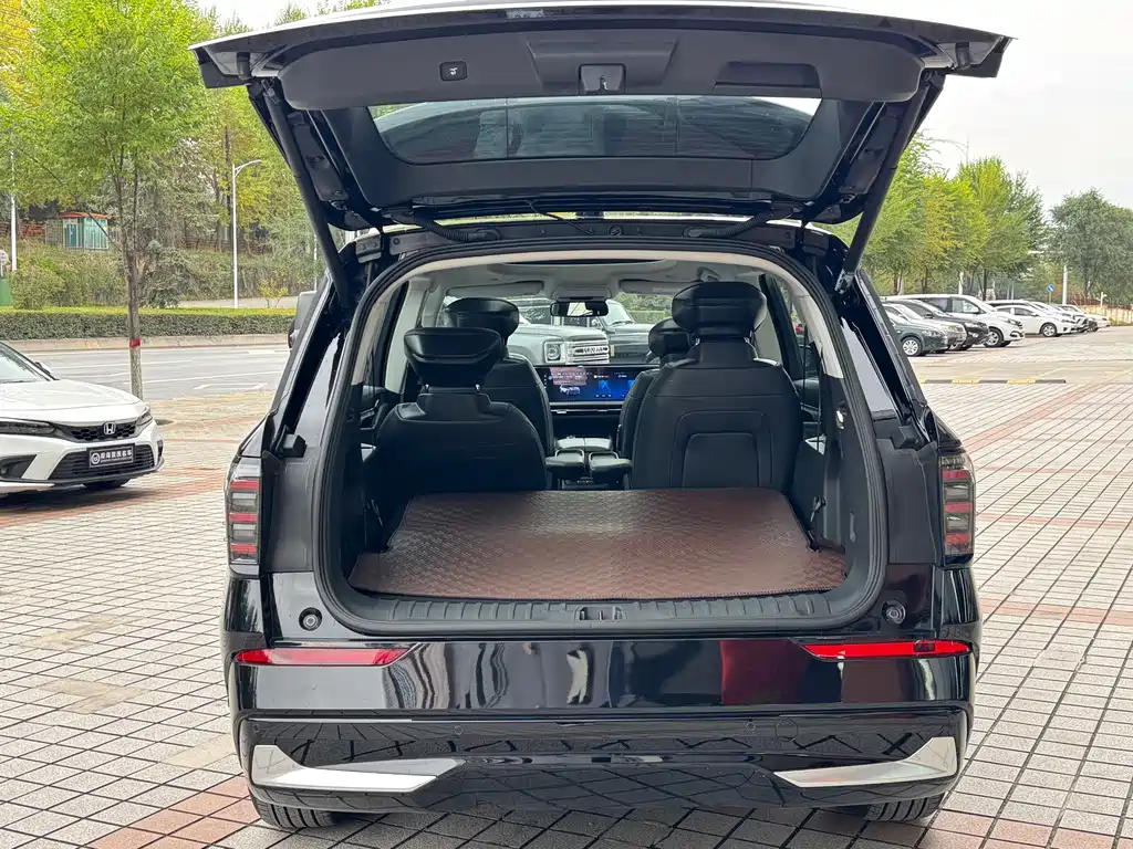 Ford Edge — миниатюра 18