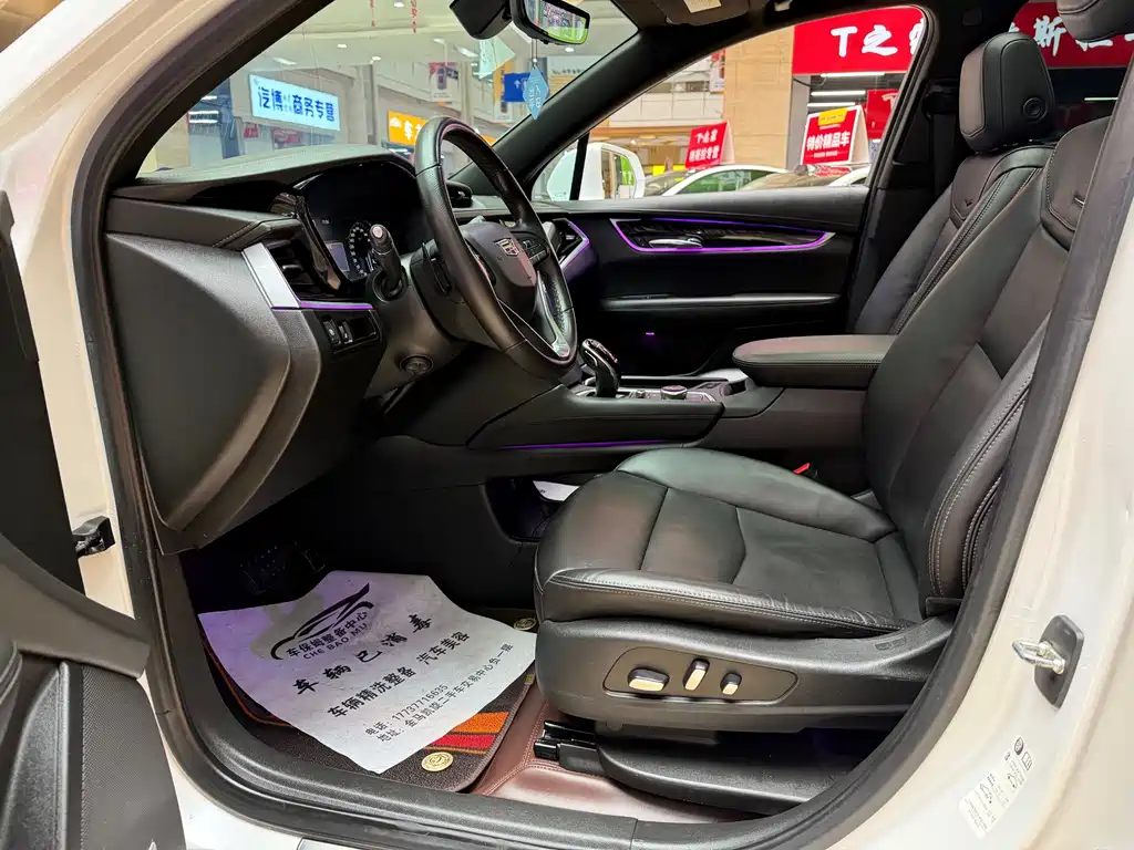 Cadillac XT6 — миниатюра 9