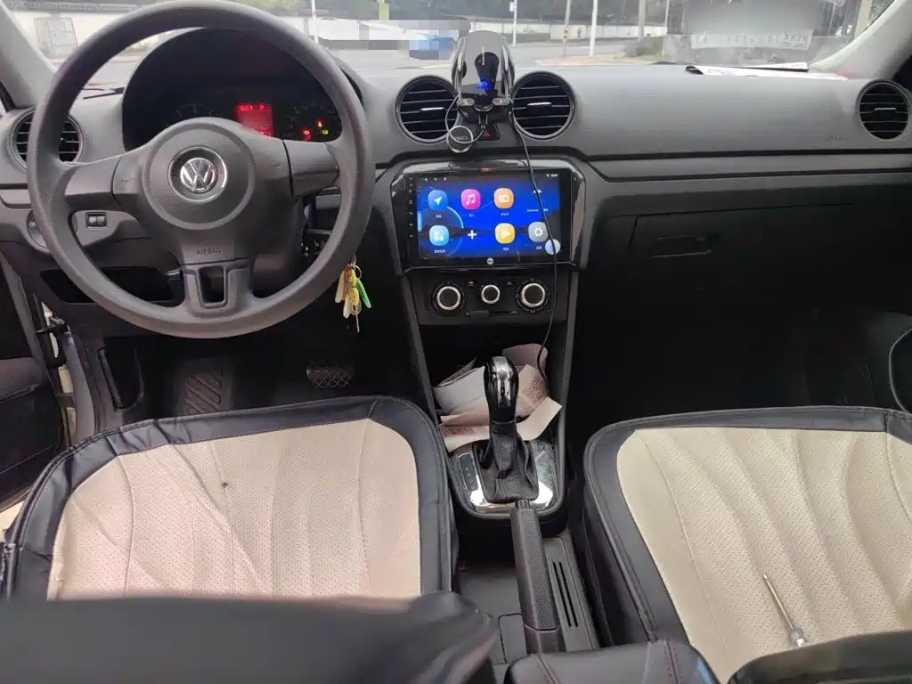 Volkswagen Jetta — миниатюра 10