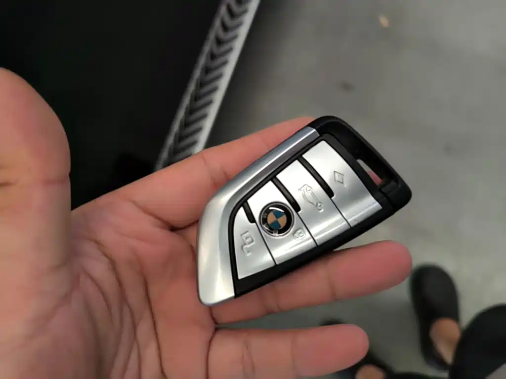 BMW X5 — миниатюра 9