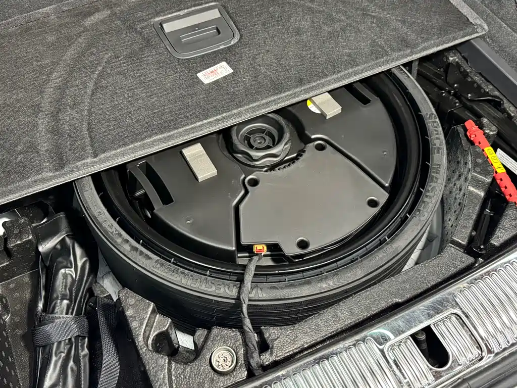 Audi Q5L — миниатюра 26