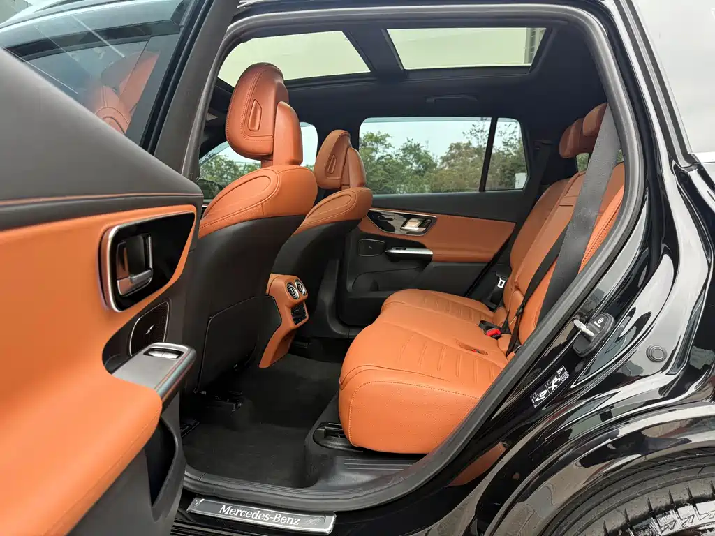 Mercedes-Benz GLC 2024 GLC 300 L 4MATIC 7 мест