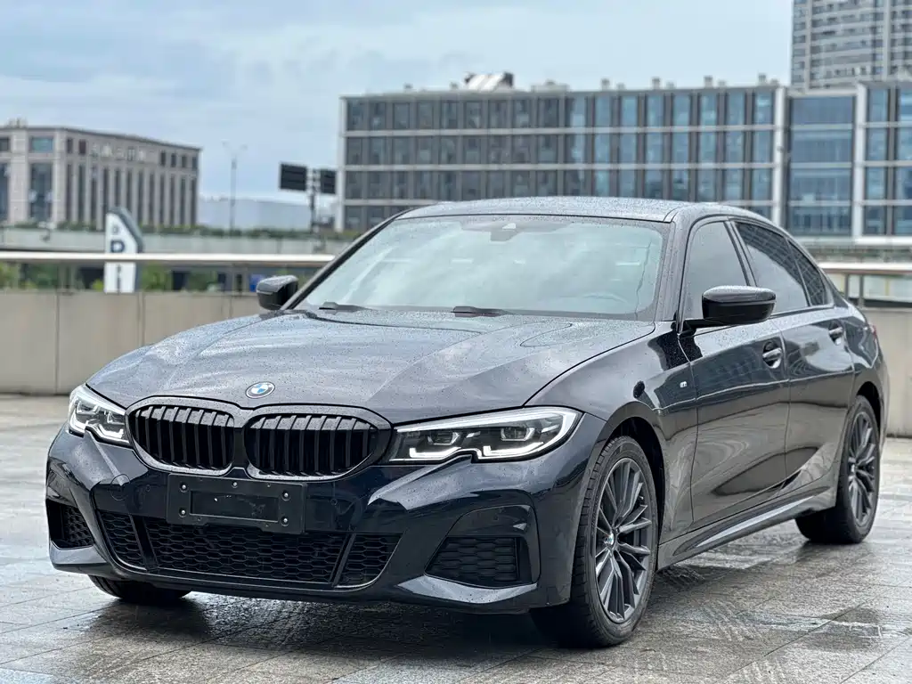 Купить BMW 3 Series