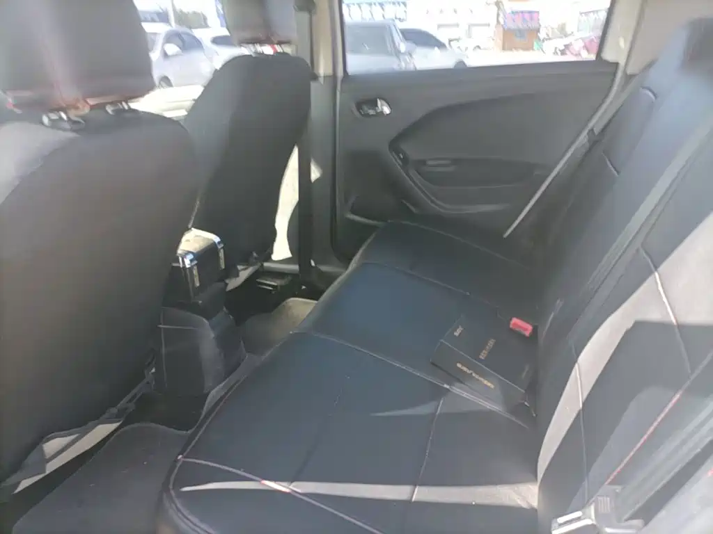 Peugeot 301 — миниатюра 17