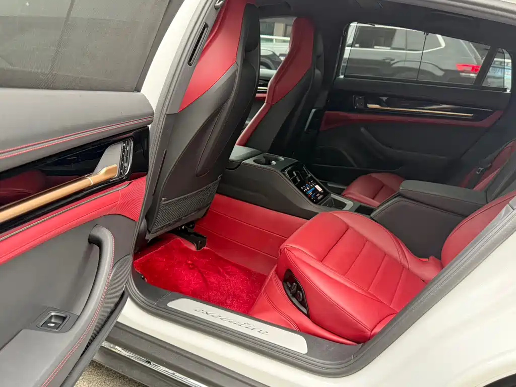 Porsche Panamera — миниатюра 18