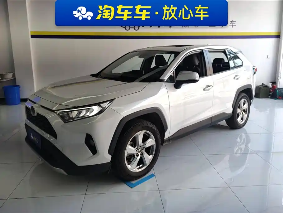 Toyota RAV4 2021