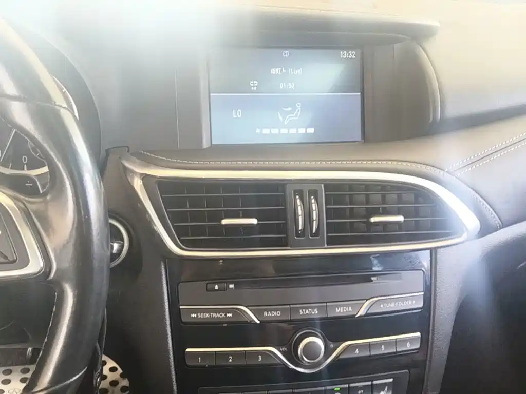 Infiniti QX30 — миниатюра 13