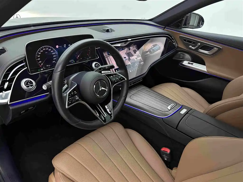 Mercedes-Benz E-Class — миниатюра 15