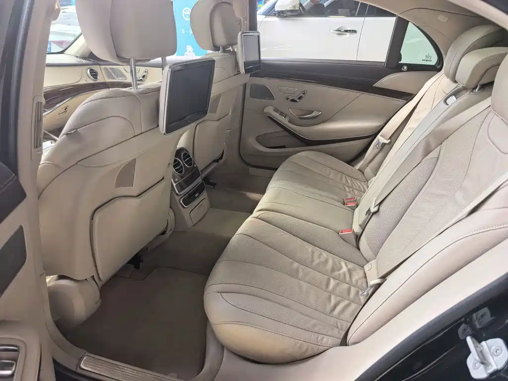 Mercedes-Benz S-Class — миниатюра 5