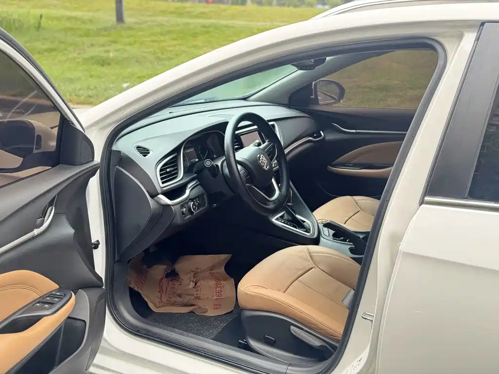 Buick Excelle — миниатюра 4
