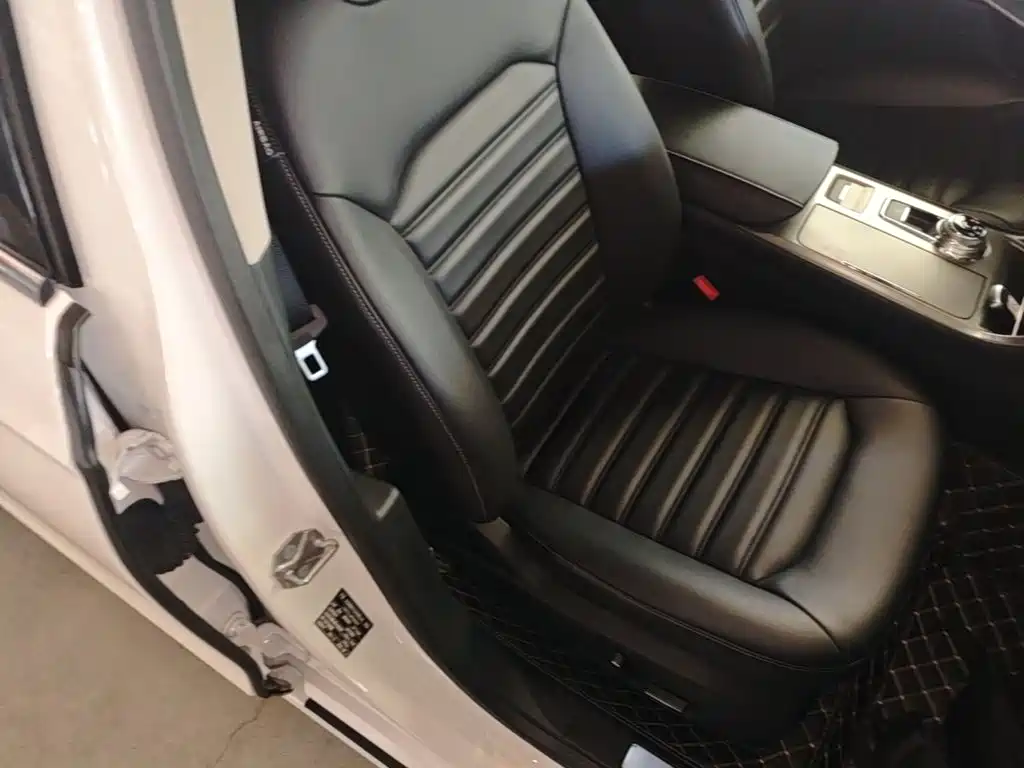 Ford Mondeo — миниатюра 25